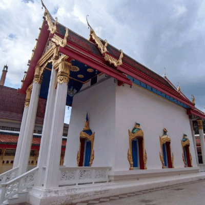 วิหาร ๑๐๐ ปี